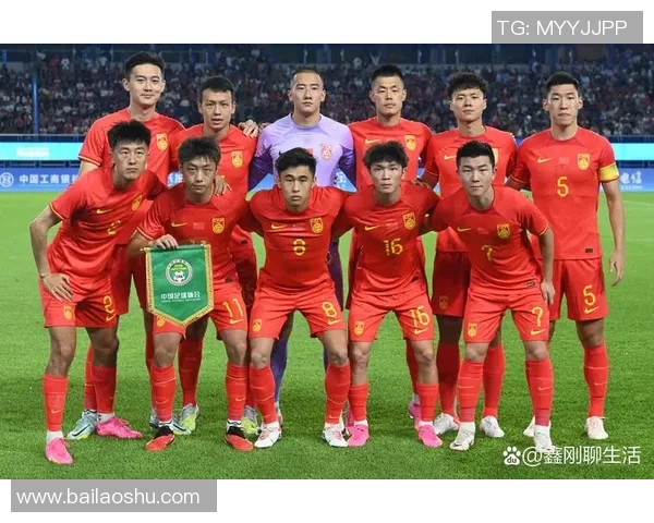 中国足球青训培养的未来之星：年轻球员崭露头角助力足球强国梦